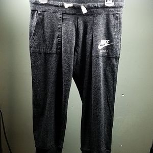 Nike Capri Joggers(girls XL)
